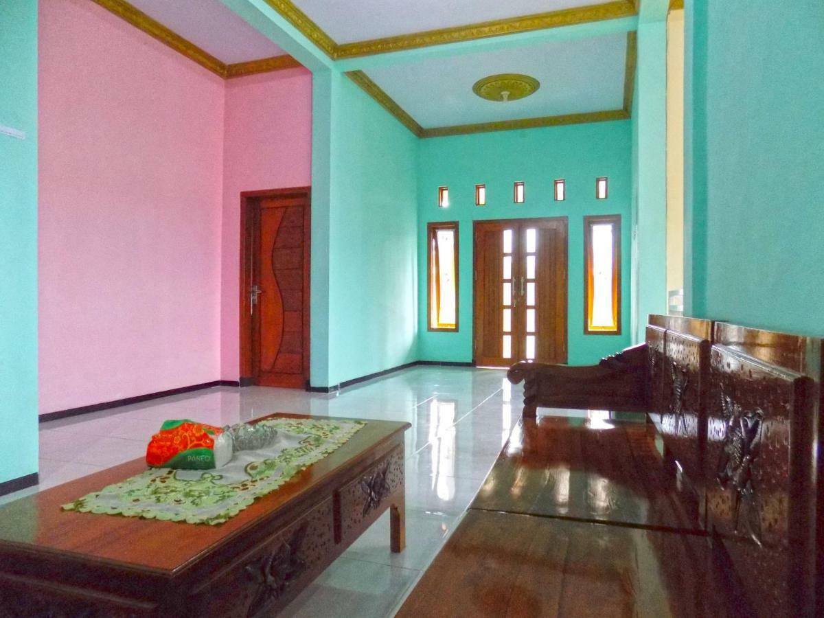 مبيت وإفطار Tamansuruh Osingvacation المظهر الخارجي الصورة